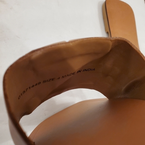 NEW ASOS DESIGN Wide Leather Flat Sandals in Tan Color - Picture 3 of 5